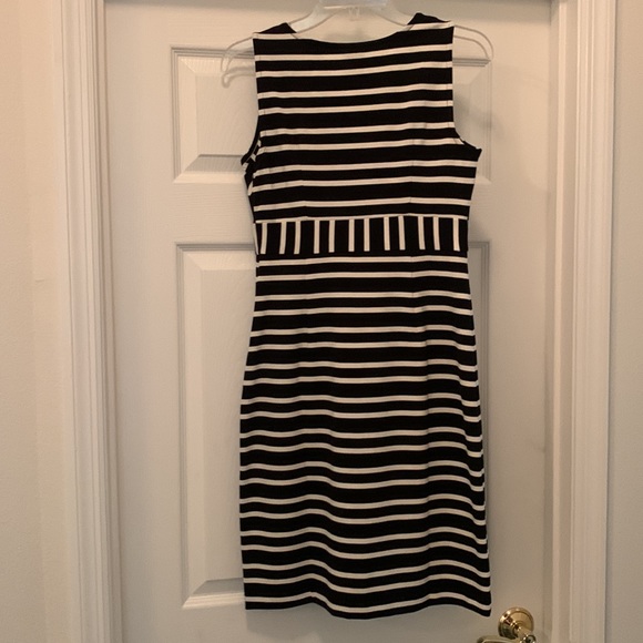 Ann Taylor Dress - Picture 3 of 4